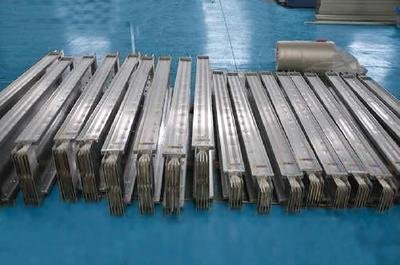 雙母線(xiàn)槽的自適應(yīng)運(yùn)行方式